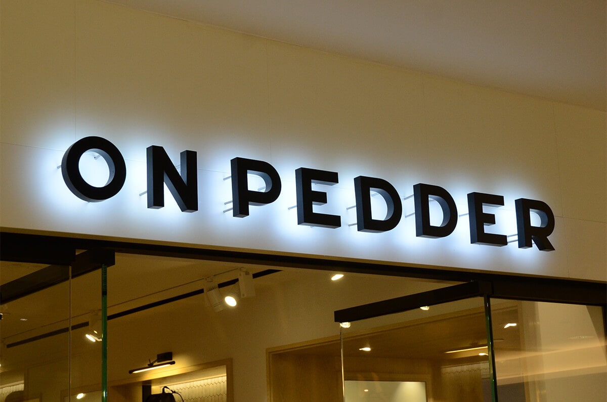 Classic backlit channel metal signs